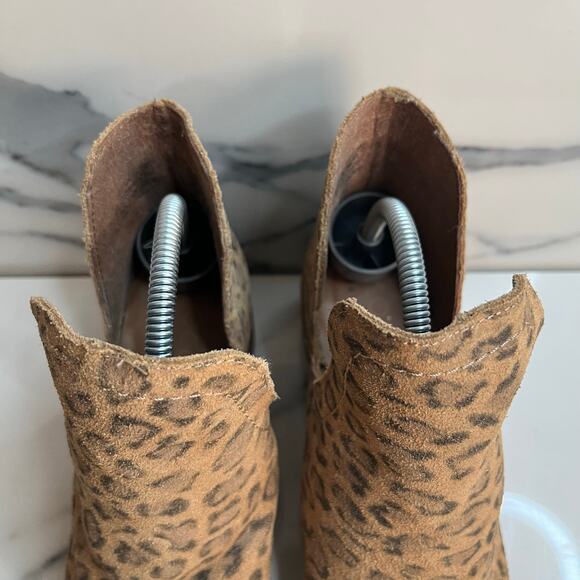 Coconuts by Matisse Women's Leopard Leather Pronto Booties Sz 8 Festival Boho - Picture 4 of 9